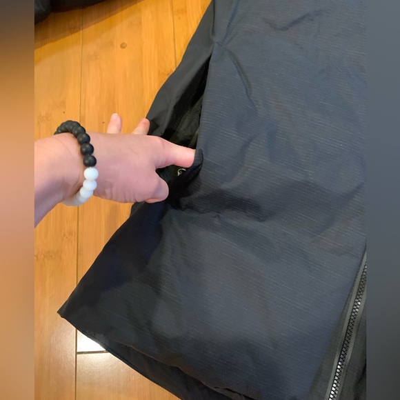 NWT REI Stormhenge Down Hyrbid Parka. Size Medium - Picture 10 of 14